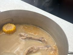 -肥仔文澳门猪骨煲(南京西路店)