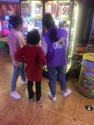 点击看大图 -卡通尼乐园(五彩世界店)
