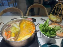 -椰子湾·海南火锅·糟粕醋·椰子鸡(正大广场店)