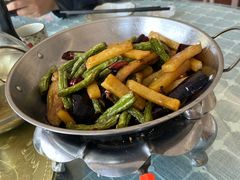 -天天向上素食餐厅(五台山店)