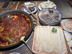 -旧街市鲜货老火锅(大光路店)