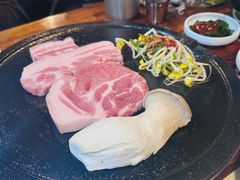 -Dombe豚(黑猪肉街店)