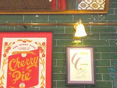 -Pie Bird(新闸路店)