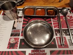-青瓦炭韩潮烤肉(花园道店)