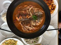 -阿三鱼头泡饼·家常菜