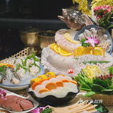 沉浸式海鲜🦞火锅🍲——视觉👀与味觉的盛宴