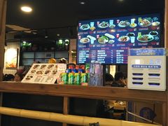 -鑫花溪牛肉米粉(人民广场店)
