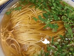 -陇兴楼兰州拉面(西安咸阳国际机场店)