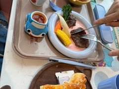 -水桶王国主题餐厅·聚会·生日派对·亲子活动·家庭套餐(亚龙湾希尔顿店)