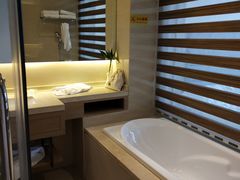 -兴芮温泉度假区