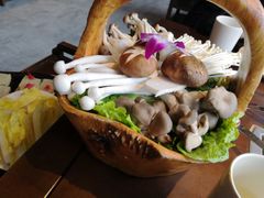 -捞神煲汤火锅(湖滨商业街店)