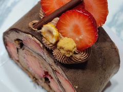 巧克力草莓可丽卷-PAOPAO Bakery&Café(港汇店)
