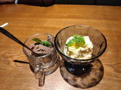 双球冰激淋-JINNS锦时 steak&pizza(浸信会礼拜堂旧址店)