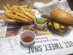 -The Habit Burger Grill 哈比特汉堡(爱琴海店)