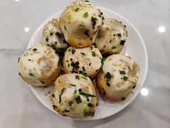 -老西白点心店