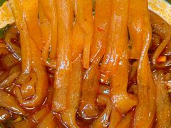 -拈签一笑黄牛肉辣卤串串