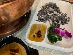 -羊家胡同·龙虾烧烤火锅(龙汇路店)