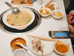 -三人行骨头王火锅(长寿店)