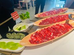 -左庭右院鲜牛肉火锅(金山万达店)
