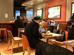 大堂-The Habit Burger Grill 哈比特汉堡(复兴soho店)