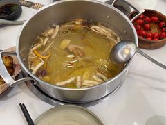 -喃喃椰·糟粕醋·椰子鸡火锅(七堡花园店)