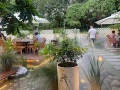 -墨居上隐·院子里火锅(峨眉店)