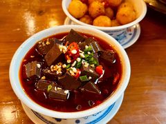 -炉小二铜锅牛蛙•川湘菜(三里屯店)