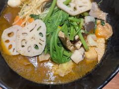 -万记麻辣烫国展总店