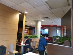 -麦当劳(展览路店)
