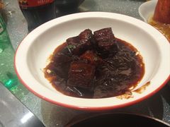 -松沪名灶·豆浆鱼头·新上海菜(飞航吾悦广场店)