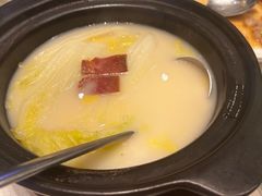 翅汤煲淋津白-金苑海鲜酒家(来魅力店)