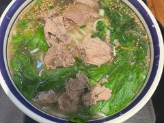 -云阿蛮云南生烫牛肉米线(奉贤路店)