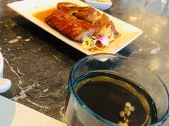 -港丽餐厅(高德置地店)
