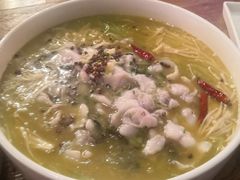 -爱啤精酿·民谣酒馆(滨江店)