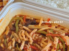 鱼香肉丝盖饭-北京全聚德烤鸭店(昌平店)