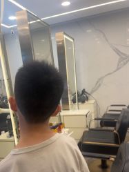 -蓝调造型·烫发·染发