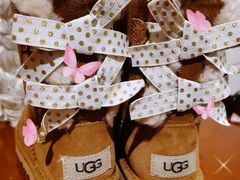 -UGG(燕莎奥特莱斯购物中心店)