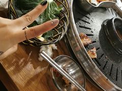 -江南猪肉商会无限续吃(弘大店)