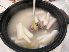 鸡汤铁棍淮山煲-畔山酒店中餐厅