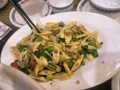 -老唐三下锅 ·张家界地标美食(溪布街店)