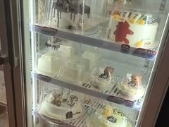 -DQ·蛋糕·冰淇淋(大宁国际商业广场店)