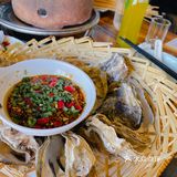 平价地摊打边炉，花胶鸡里居然也有鲍鱼和N多花胶~