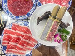 -山悦里 山野·鲜火锅(罗斯福广场店)