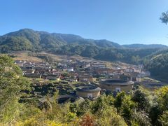 -初溪土楼群
