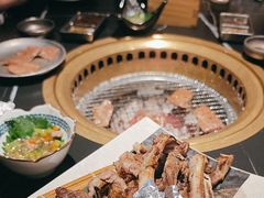 -山川小町·极番烧肉(新地假日广场店)