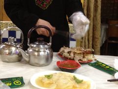 -维吾尔餐厅(宜山路店)