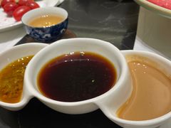 -红鼎豆捞·非遗鲍皇汤火锅(宝丰路店)