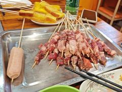 -哈尔滨小酒馆·鲜肉现穿自助烧烤(康新花园店)