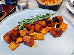 -必胜客(东大桥店)