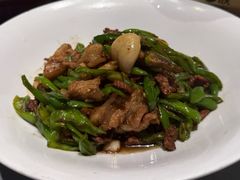 辣椒炒肉炒鲍鱼-海鲜e族(马王堆店)